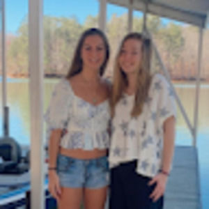 Meet your Posher, Noelle